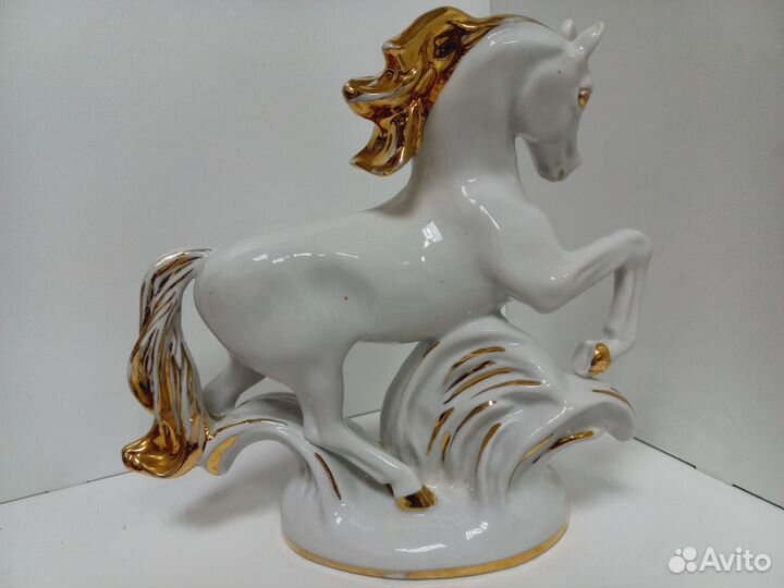 Статуэтка Конь лфз СССР скол