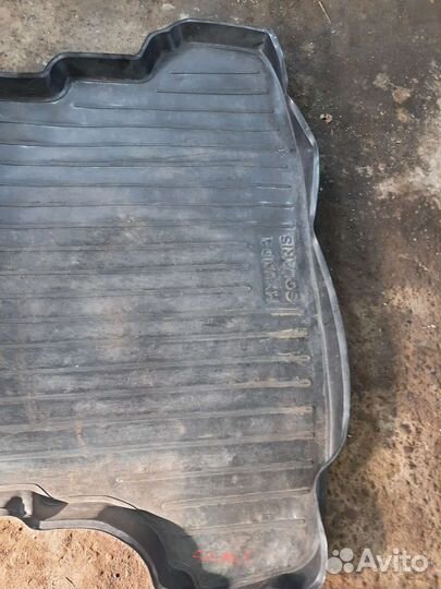 Hyundai solaris коврик багажника