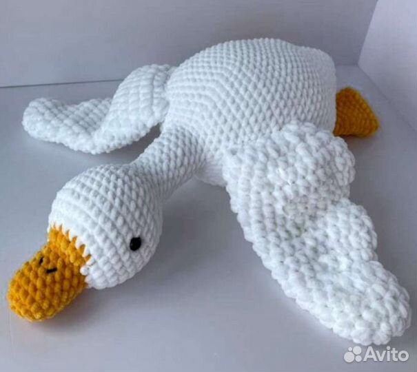 Гусь обнимусь