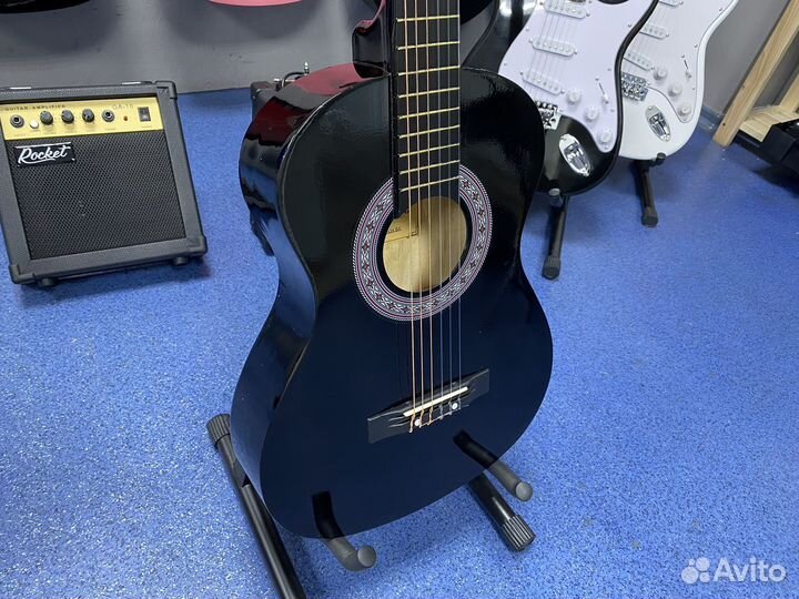 Классическая гитара новая (размер 1/2)