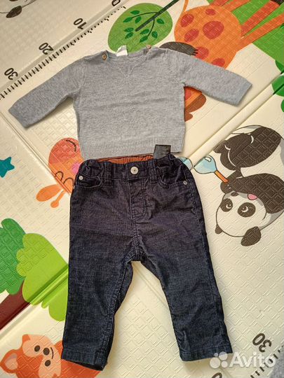 Свитер и джинсы