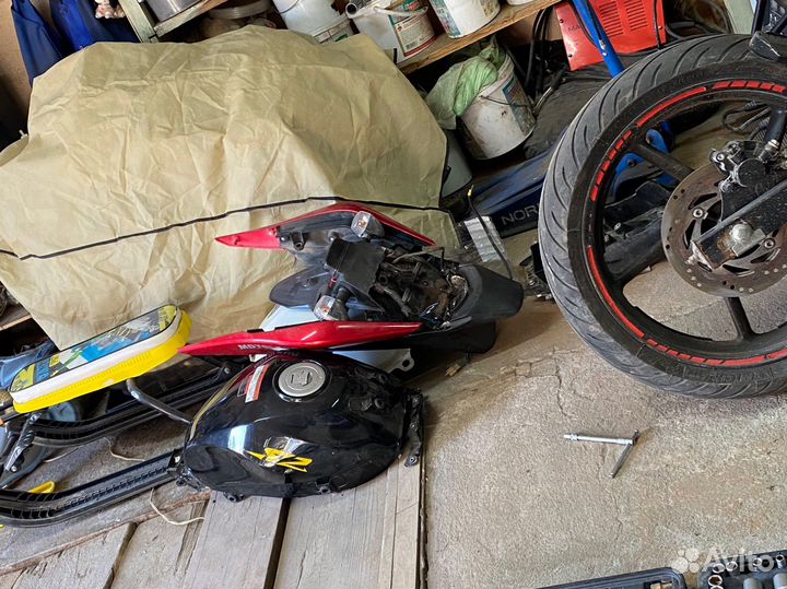 На Racer, Panther, есть запчасти