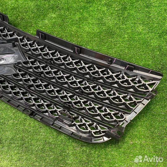 Решетка радиатора Suzuki Grand Vitara/ Escudo