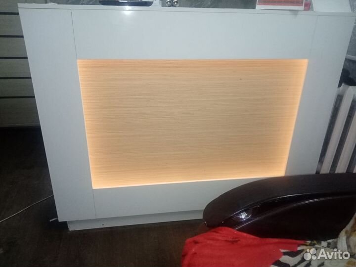 Стойка ресепшн бу