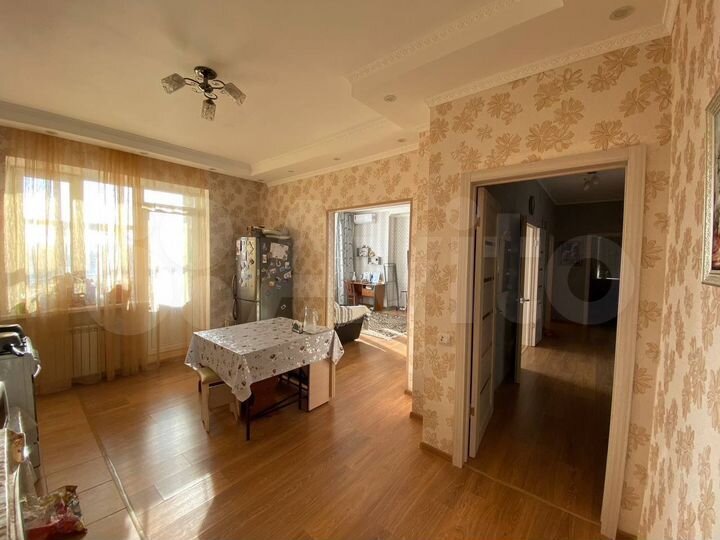 3-к. квартира, 90 м², 5/5 эт.