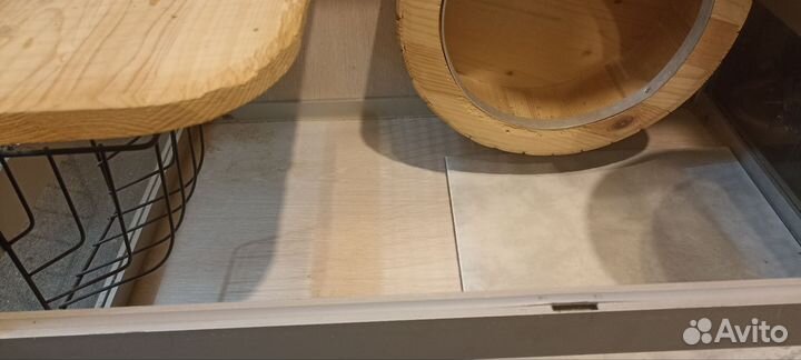 Витрина для шиншиллы с аксессуарами