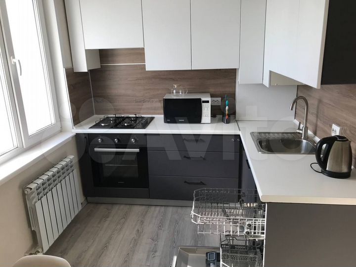 2-к. квартира, 54 м², 6/6 эт.