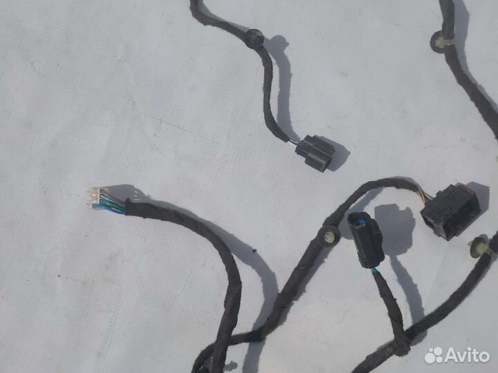 Проводка двери задней правой chevrolet aveo t 300