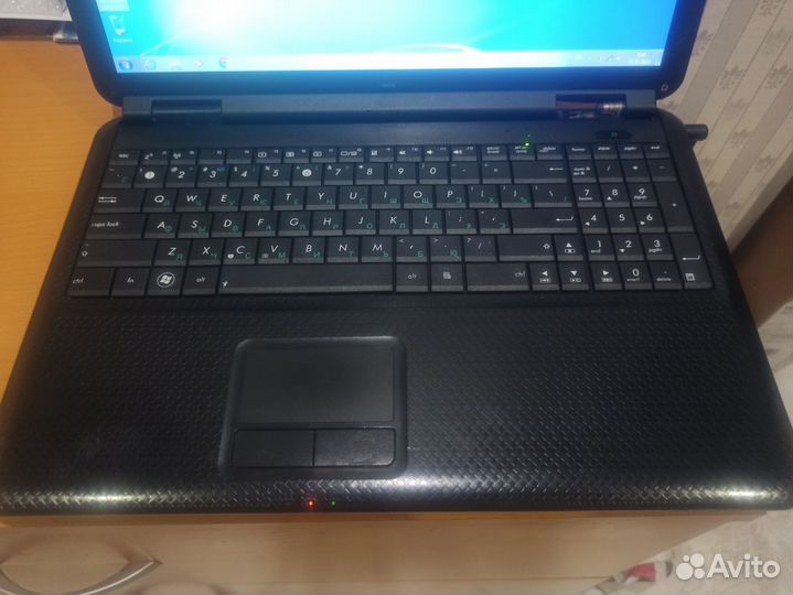 Шуcтрый Asus.320Гб,3Гб,15.6