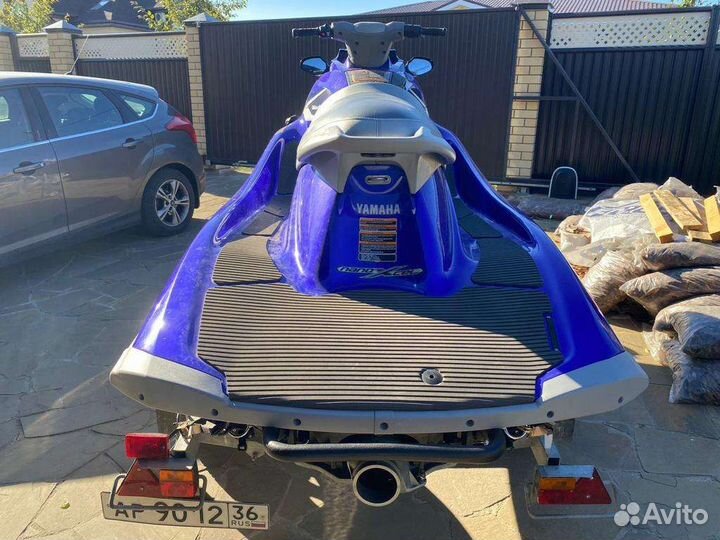Продаётся гидроцикл Yamaha VX 1800 A-K