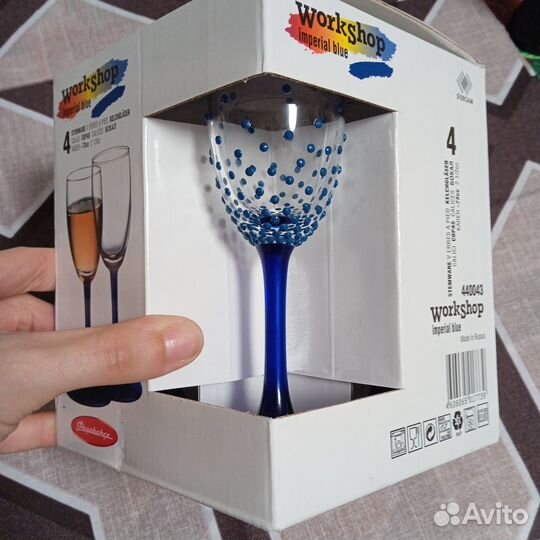 Бокалы.Новые.Обклеены цветными стразами