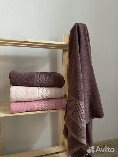 Махровые полотенца новые