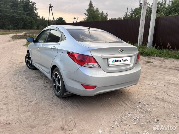 Hyundai Solaris 1.4 МТ, 2012, 165 000 км