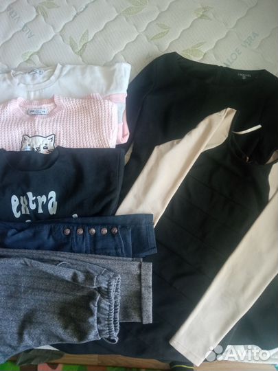 Пакет одежды на девушку 42р