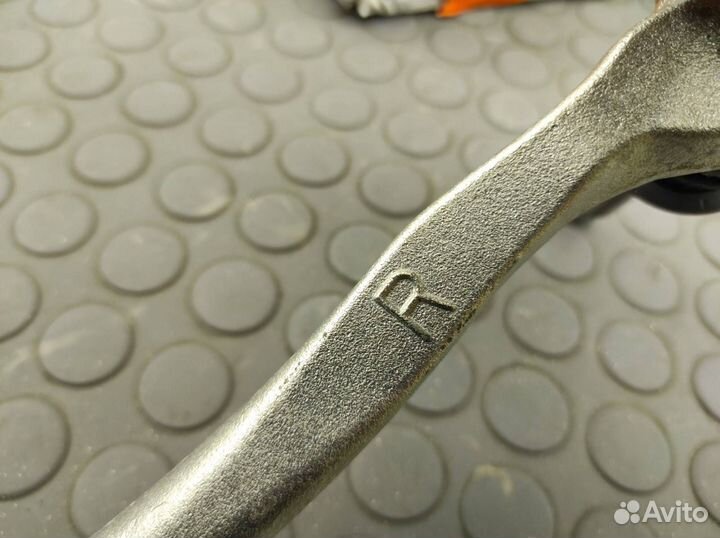 Наконечник рулевой правый Mercedes-Benz W205