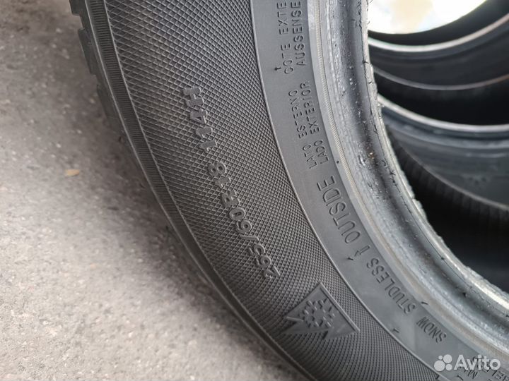 Kumho I'Zen RV Asymmetric 265/60 R18
