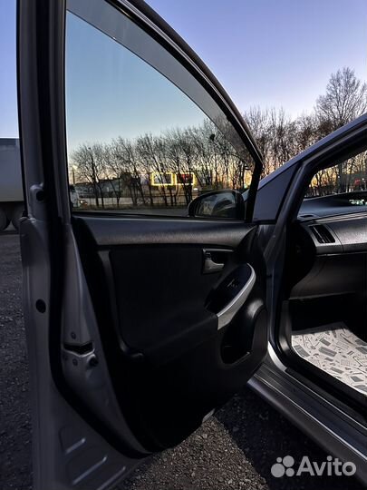 Toyota Prius 1.8 AT, 2014, 157 000 км