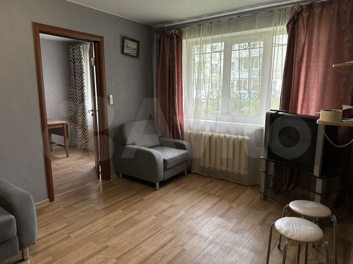 2-к. квартира, 44 м², 1/5 эт.