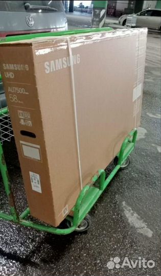 Телевизор Samsung UE58AU7500U Новый
