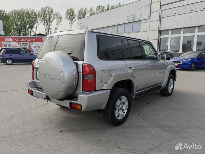 Nissan Patrol 3.0 AT, 2008, 277 000 км