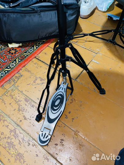 Стойка hi hat