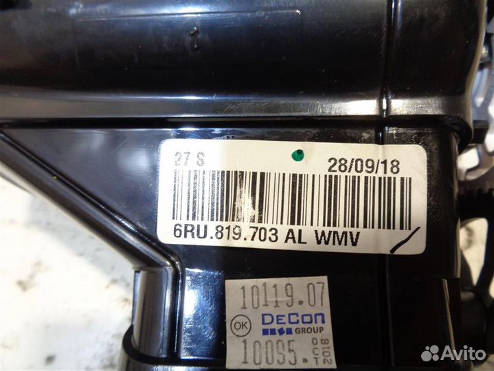 Дефлектор воздушный VW Polo Sedan