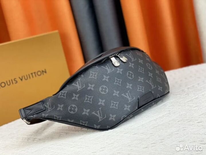 Поясная сумка Louis Vuitton Discovery PM