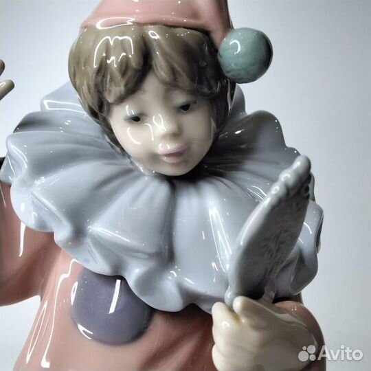 Статуэтка клоуна Звезда цирка от NAO by Lladro