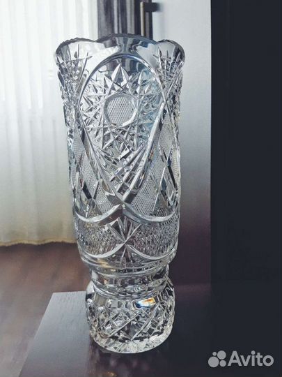 Ваза хрустальная