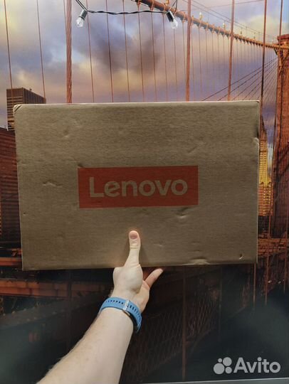 Lenovo Slim 3 15.6 8 ядер i3-N305 /8Gb/256