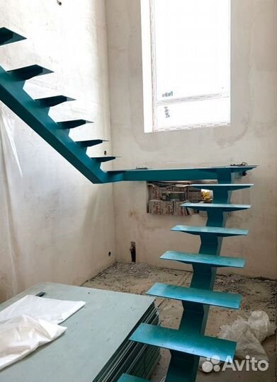 Лестница из листового металла