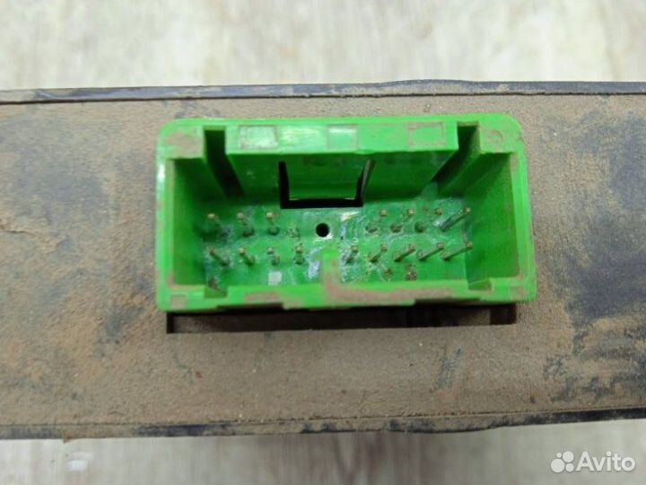 Блок электронный Volvo S40 VS16 B4204S 1997