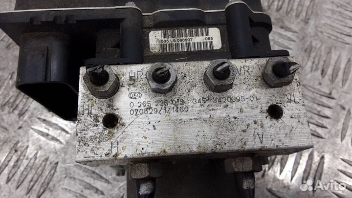 Блок ABS BMW X3 E83 рест. 2007 0265236012