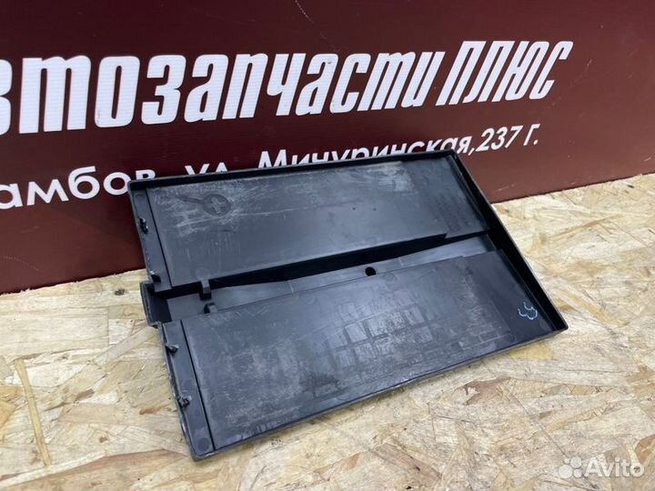 Площадка аккумулятора Renault Logan