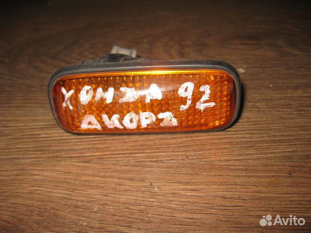 Повторитель на крыло правый Honda Accord (89-93 го