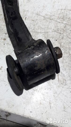 Рычаг подвески задний правый Mitsubishi Pajero