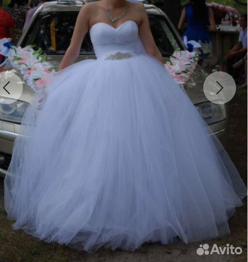 Свадебное платье