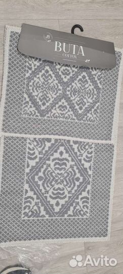 Коврики для ванной и туалета новые