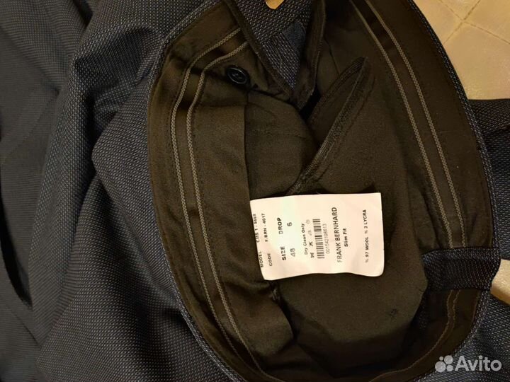 Мужской классический костюм