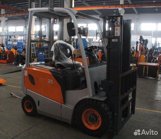 Вилочный погрузчик Zowell FE