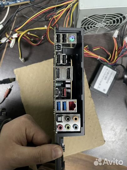 Материнская плата 1151 asus maximus viii hero