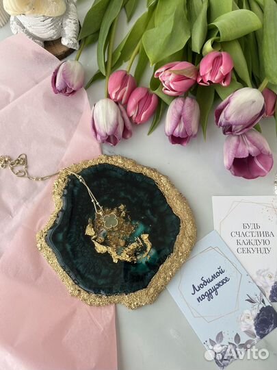 Блюдо из эпоксидной смолы