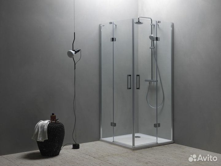 Стеклянные душевые перегородки на заказ