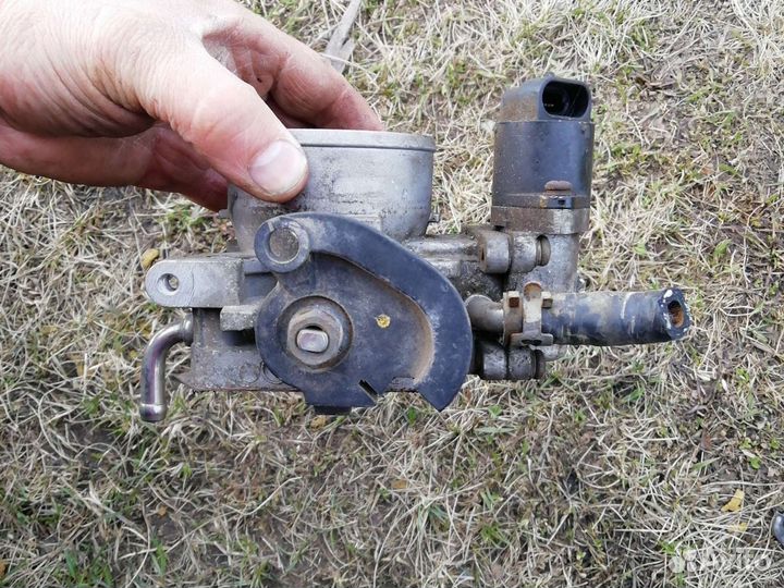 Дроссельная заслонка byd f3 1.6