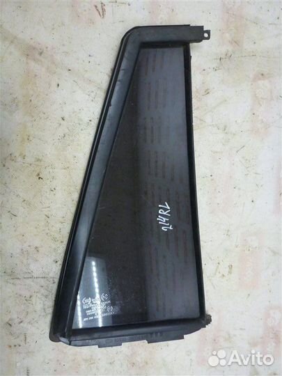 Стекло заднее левое Hyundai Santa Fe SM G4JS 2004