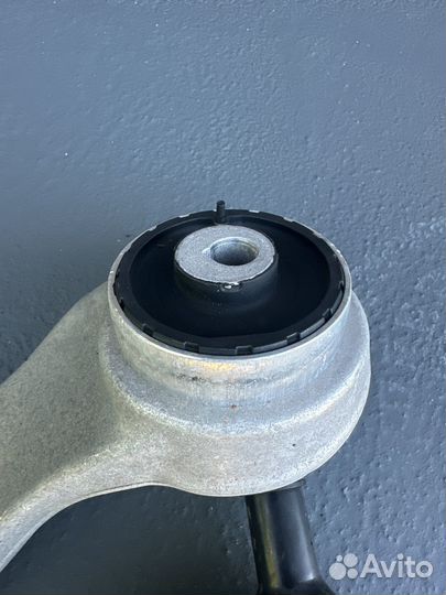 Передние ударные рычаги BMW G11