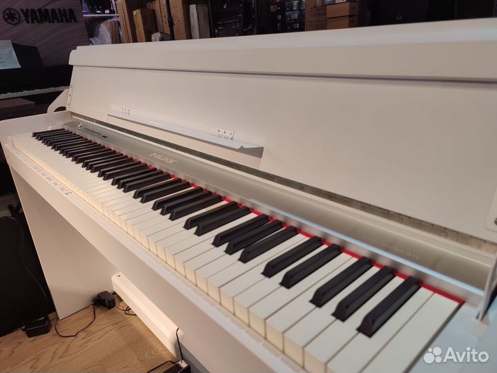 Цифровое пианино NUX WK-310-White