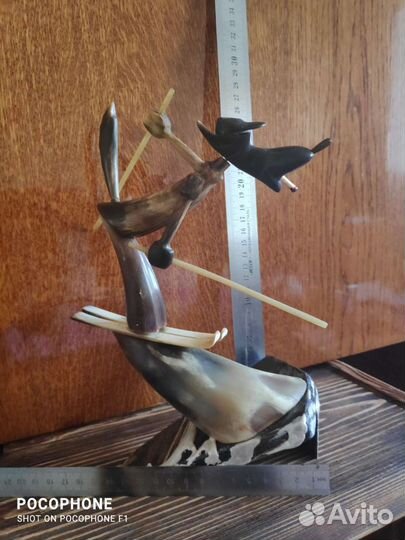 Волк статуэтка