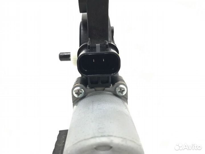 Моторчик стеклоподъемика задний правый Kia K 5 5