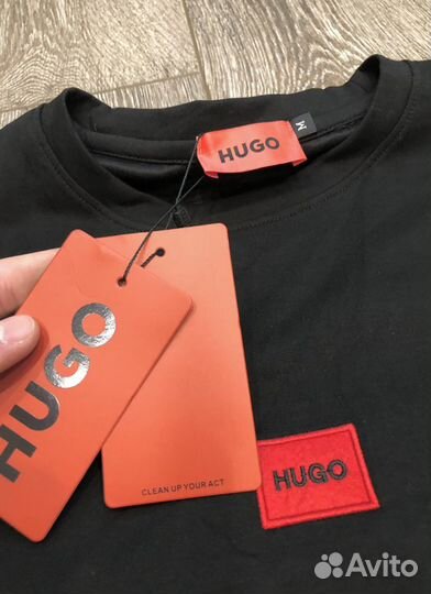 Мужской летний костюм Hugo Boss